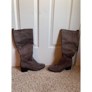 Relativity Women’s Zipper Block Heel Knee-High Boots